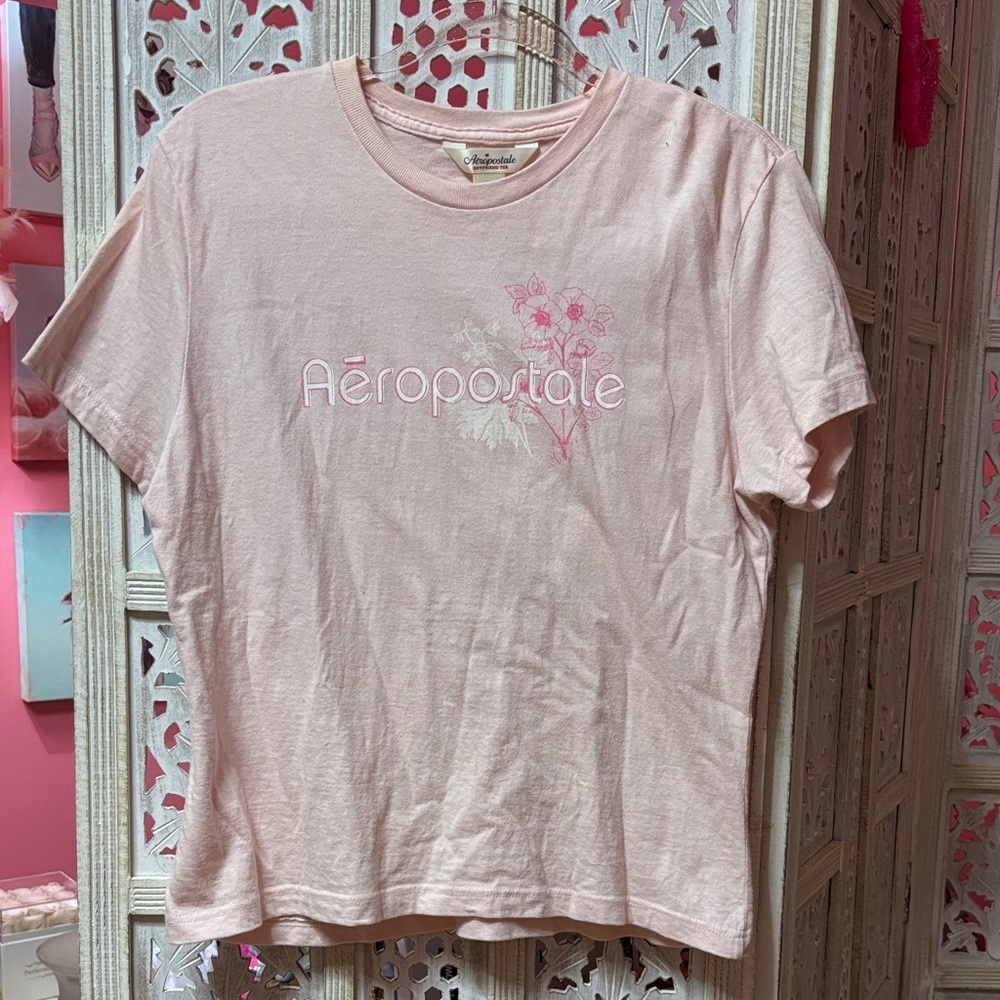 Aeropostale Light Pink Floral Tee Size: X Large